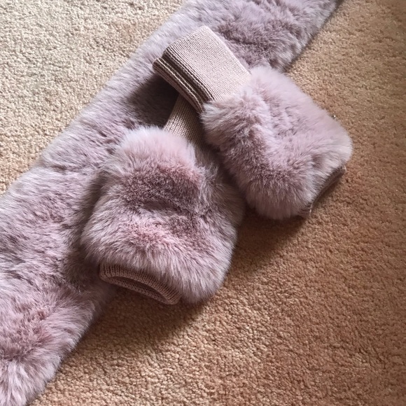 Jocelyn (2) pc set scarf and mittens - Picture 8 of 12